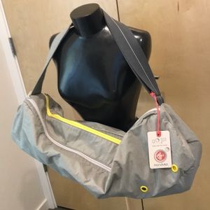 NWT Manduka Go Steady in Pewter yoga mat bag